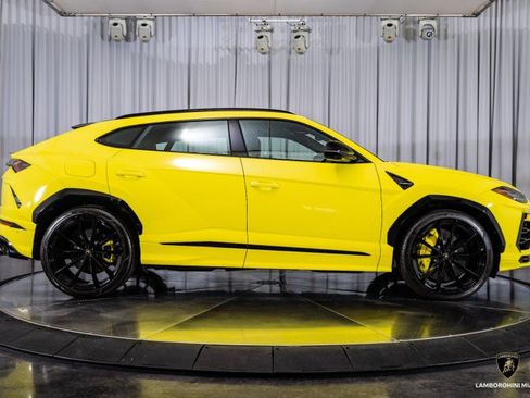 Used 2019 Lamborghini Urus image 15