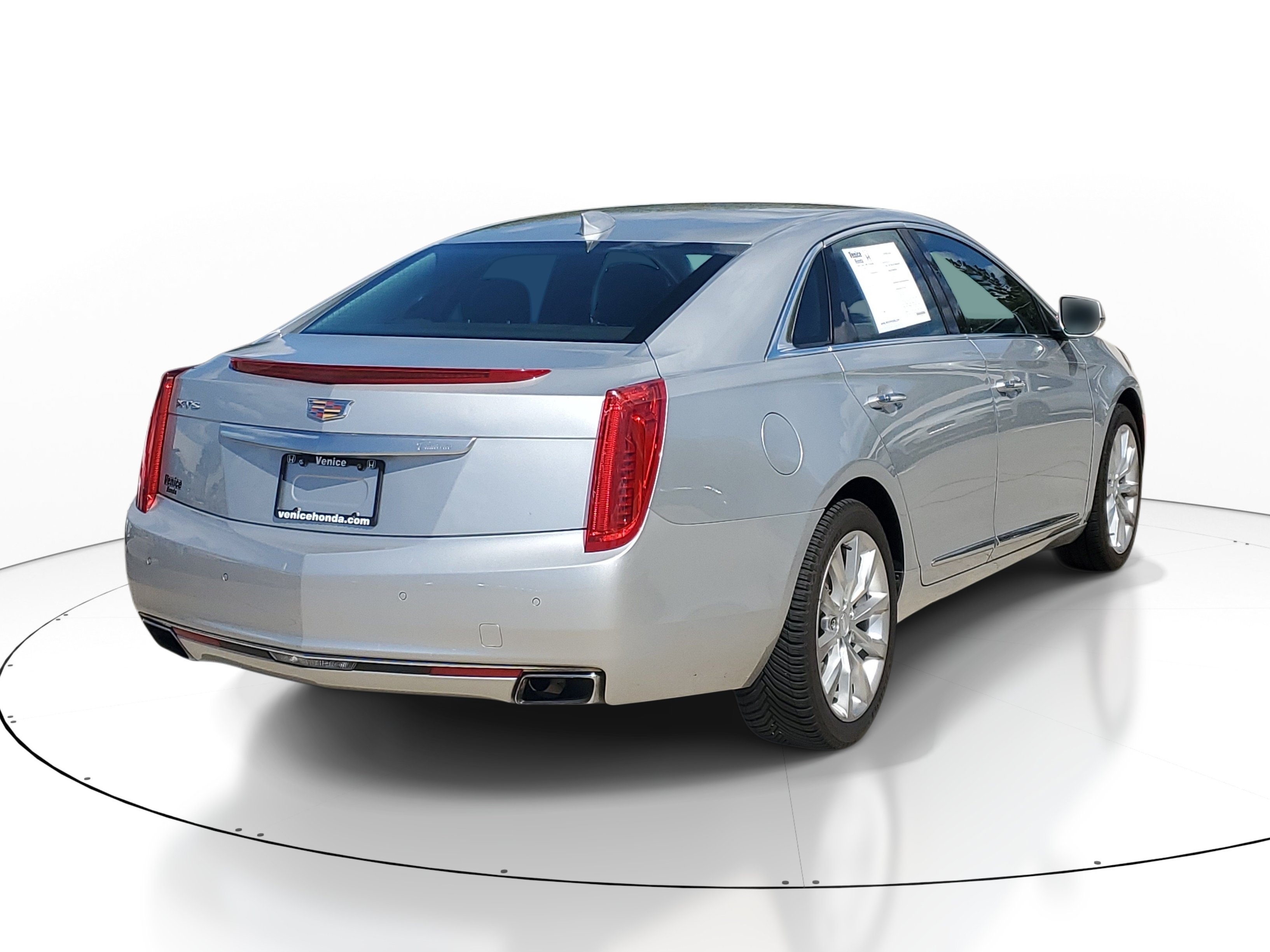 Used 2017 Cadillac XTS Luxury FWD image 6