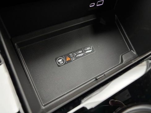 New 2026 GMC Yukon XL Elevation w/ LPO, Elevation Black Package image 34