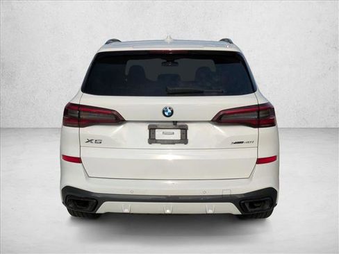 Used 2022 BMW X5 xDrive40i w/ M Sport Package image 5