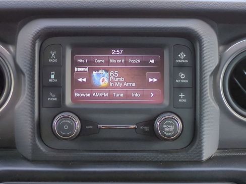 Used 2021 Jeep Wrangler Unlimited Sport image 18