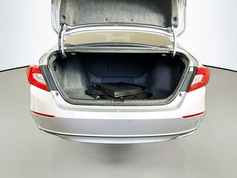 Used 2018 Honda Accord EX-L image 27