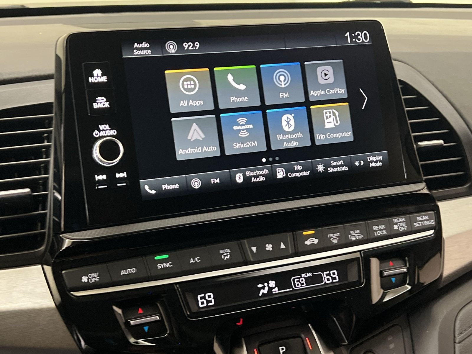 Used 2025 Honda Odyssey EX-L image 17