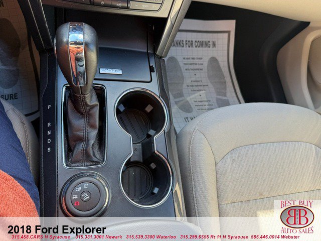 Used 2018 Ford Explorer 4WD w/ Class II Trailer Tow Package image 16