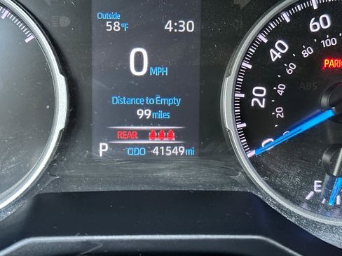 Certified 2021 Toyota RAV4 LE AWD/4WD image 28