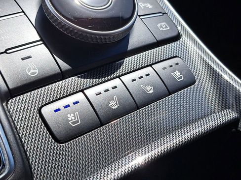 Used 2023 Hyundai Santa Fe Limited image 31