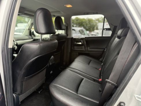 Certified 2021 Toyota 4Runner TRD Off-Road Premium image 17