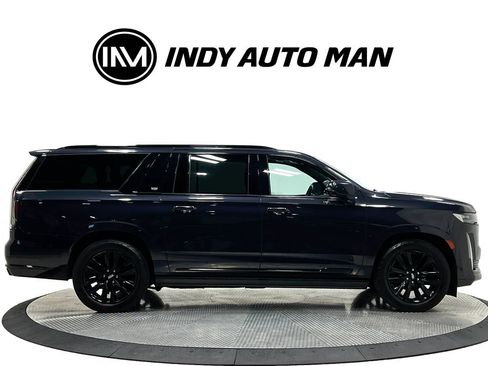 Used 2022 Cadillac Escalade ESV Sport Platinum AWD/4WD image 3