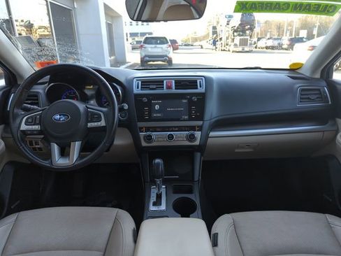 Used 2017 Subaru Legacy 2.5i Limited image 19