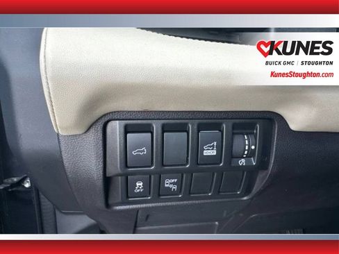 Used 2019 Subaru Ascent Limited AWD/4WD image 36