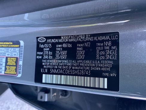 Certified 2025 Hyundai Tucson SE image 25