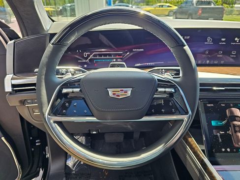 New 2026 Cadillac Escalade Platinum Sport w/ LPO, ONYX Package AWD/4WD image 28