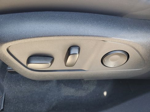 Used 2024 GMC Acadia Denali w/ Super Cruise Package image 16