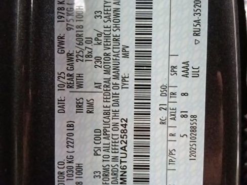 New 2026 Ford Escape ST-Line w/ Tech Pack #1 FWD image 34