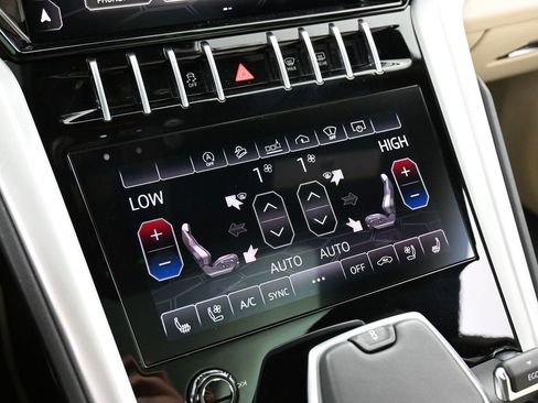 Used 2020 Lamborghini Urus image 21