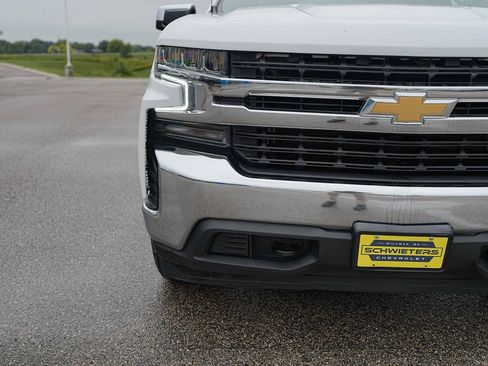 Used 2021 Chevrolet Silverado 1500 LT AWD/4WD image 3