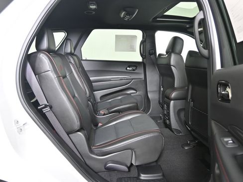 Used 2025 Dodge Durango GT AWD/4WD image 16