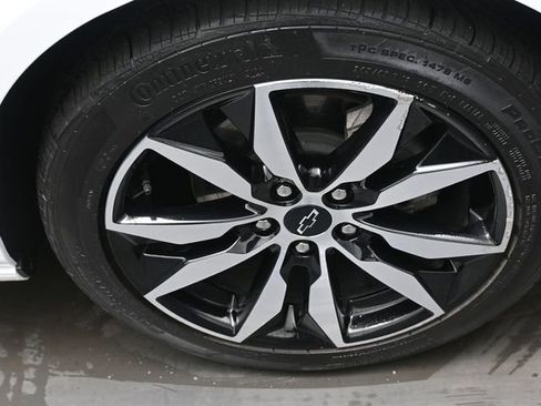 Used 2023 Chevrolet Malibu RS image 28