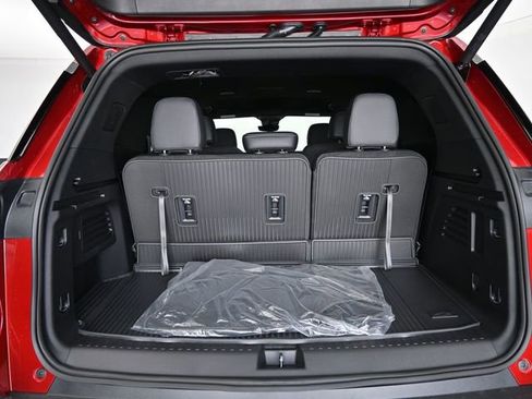 New 2026 Chevrolet Traverse LT w/ Driver Confidence Package image 33