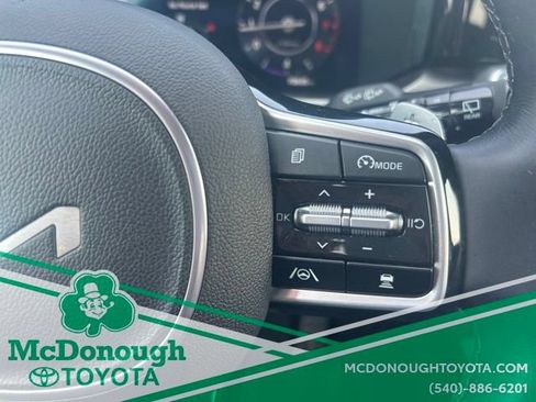 Used 2023 Kia Sorento SX AWD/4WD image 23