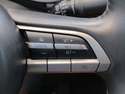 Used 2021 MAZDA MAZDA3 s FWD image 24