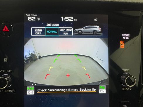 Used 2025 Subaru Outback Onyx Edition AWD/4WD image 10