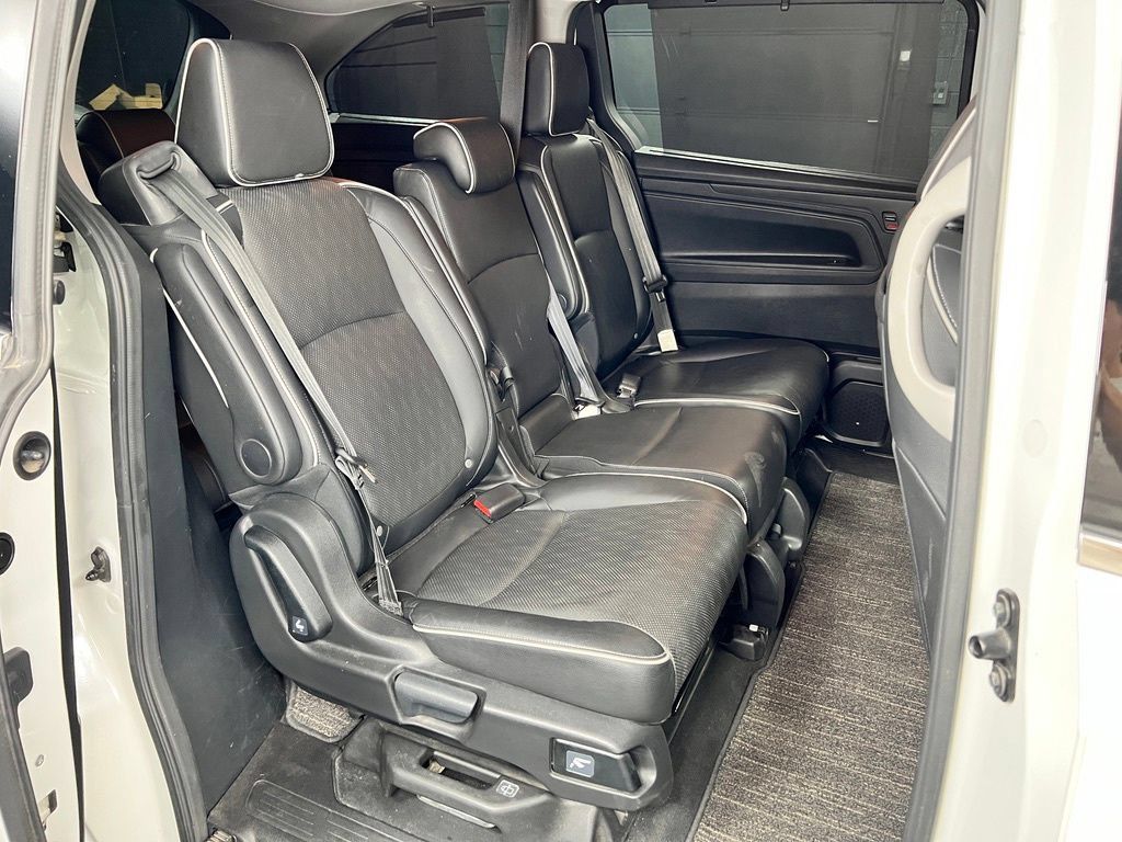 Used 2022 Honda Odyssey Elite image 17