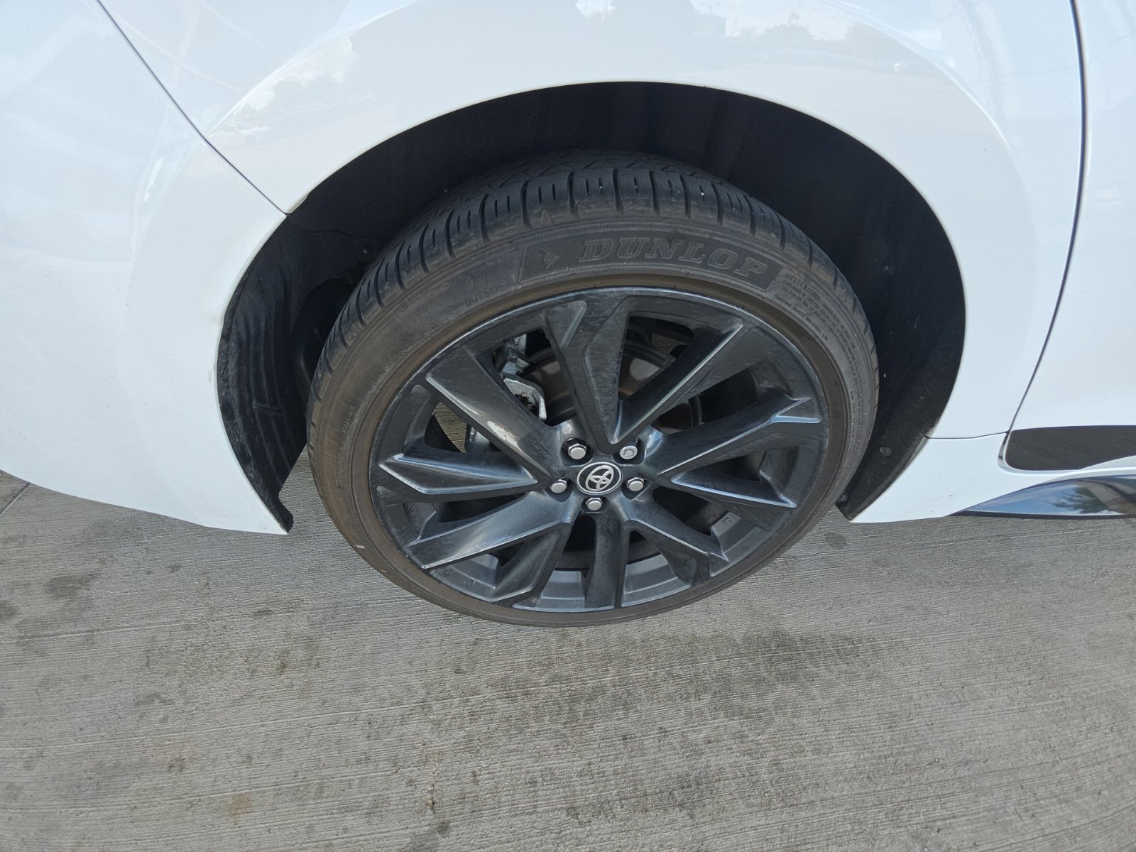 Used 2024 Toyota Corolla SE FWD image 15