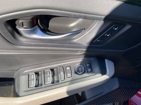 Used 2023 Honda Accord EX-L image 12