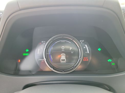 Used 2023 Lexus UX 250h F Sport AWD/4WD image 24