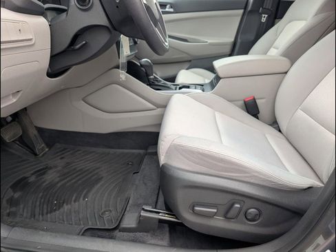 Used 2017 Hyundai Tucson SE image 12