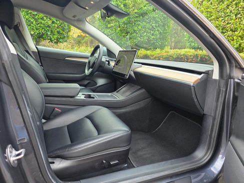 Used 2021 Tesla Model 3 Long Range image 24