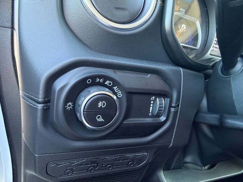 New 2026 Jeep Gladiator Sport image 32