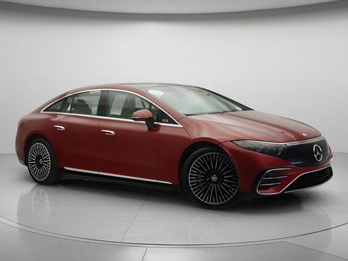 Certified 2023 Mercedes-Benz EQS 580 4MATIC Sedan image 32