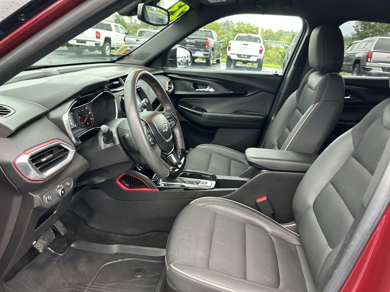 Used 2023 Chevrolet TrailBlazer RS AWD/4WD image 21