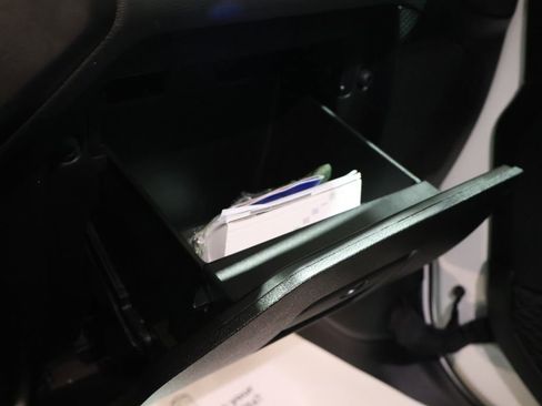 Used 2022 Jeep Wrangler Unlimited Sahara w/ Cold Weather Group image 31