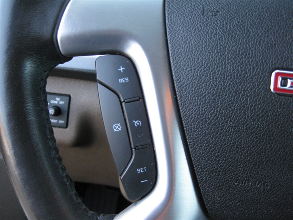 Used 2015 GMC Acadia SLT w/ Open Road Package FWD image 16