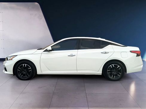 Used 2020 Nissan Altima 2.5 S image 2