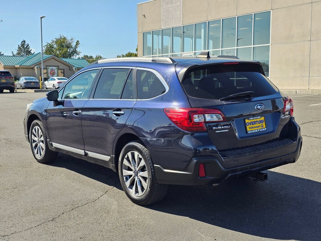 Used 2018 Subaru Outback 2.5i Touring w/ Popular Package #3 AWD/4WD image 4