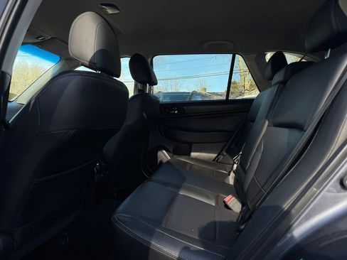 Used 2015 Subaru Outback 3.6R Limited image 15