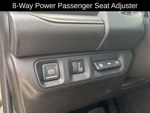 Used 2023 GMC Acadia AT4 w/ Technology Package image 16