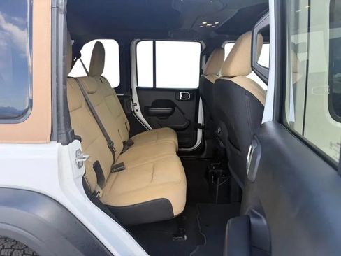 Used 2020 Jeep Wrangler Unlimited Sport AWD/4WD image 30