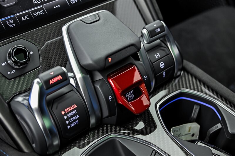 Used 2024 Lamborghini Urus S AWD/4WD image 46