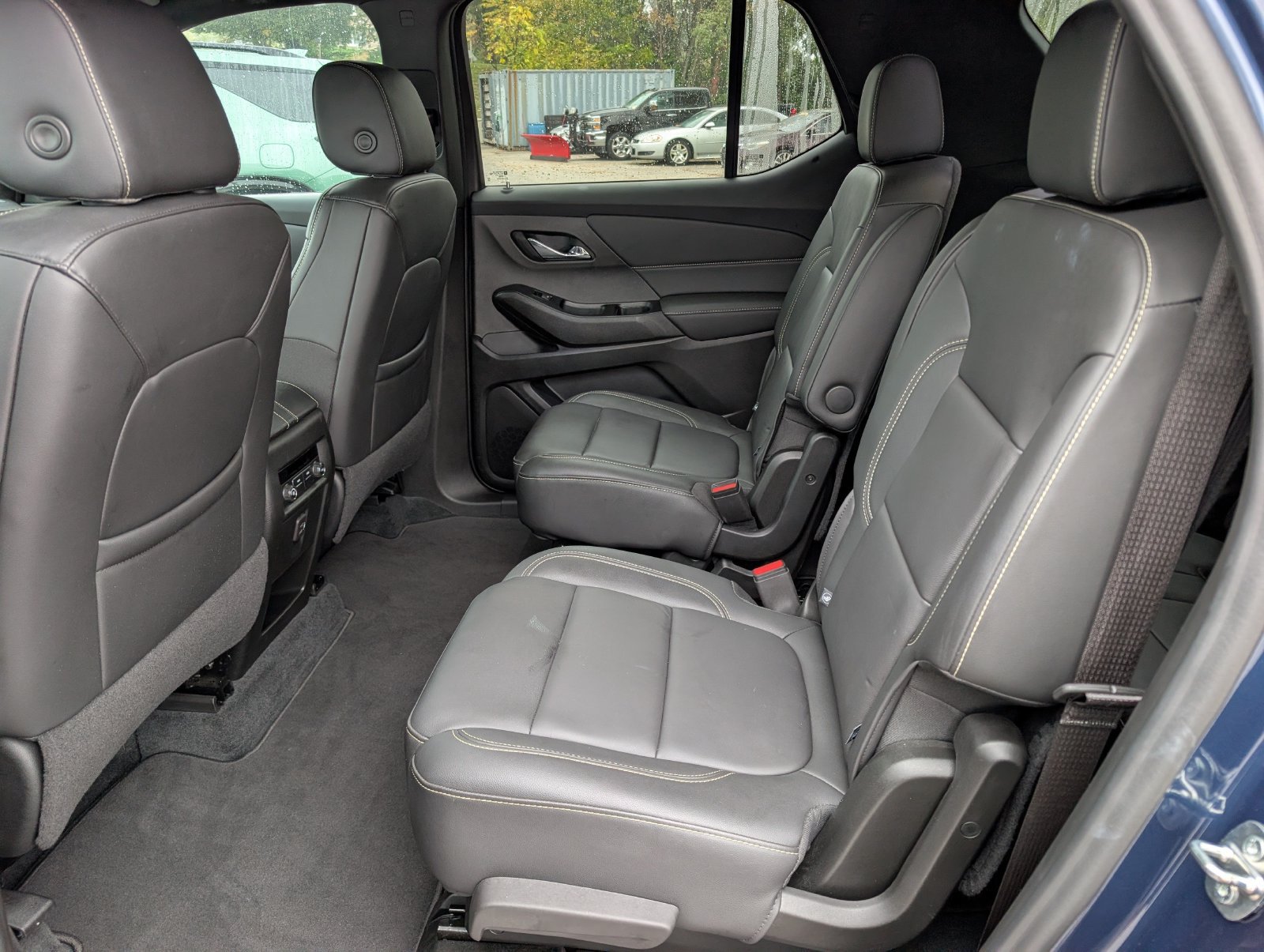 Used 2023 Chevrolet Traverse LT AWD/4WD image 18