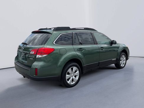 Used 2011 Subaru Outback 2.5i Limited AWD/4WD image 3