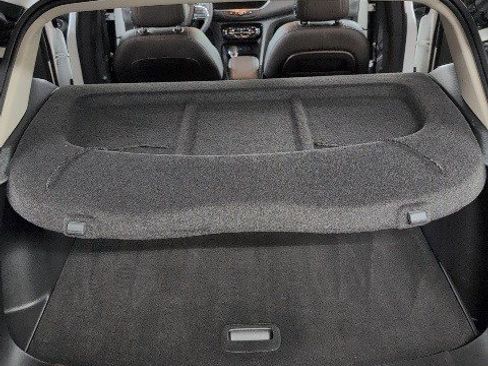 Certified 2022 Buick Encore GX Essence w/ Experience Buick Package image 20