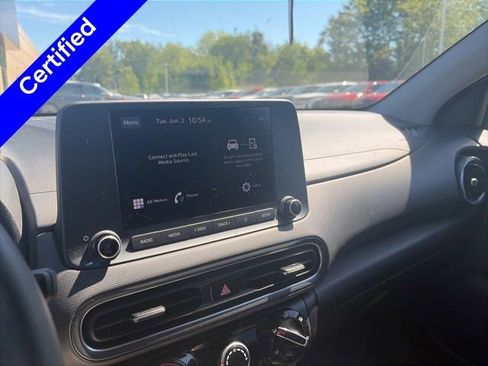 Certified 2023 Hyundai Kona SEL AWD/4WD image 8