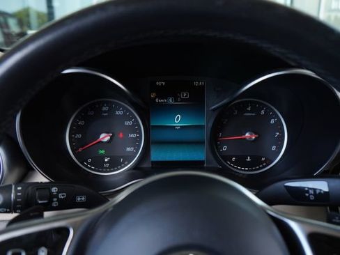 Used 2021 Mercedes-Benz GLC 300 4MATIC image 19