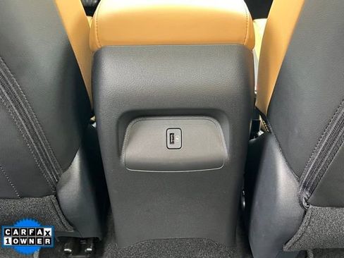 Used 2025 Nissan Sentra SV w/ SV Premium Package image 13