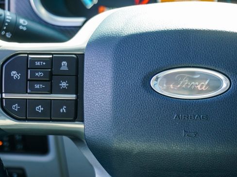 Used 2023 Ford F150 Limited image 16